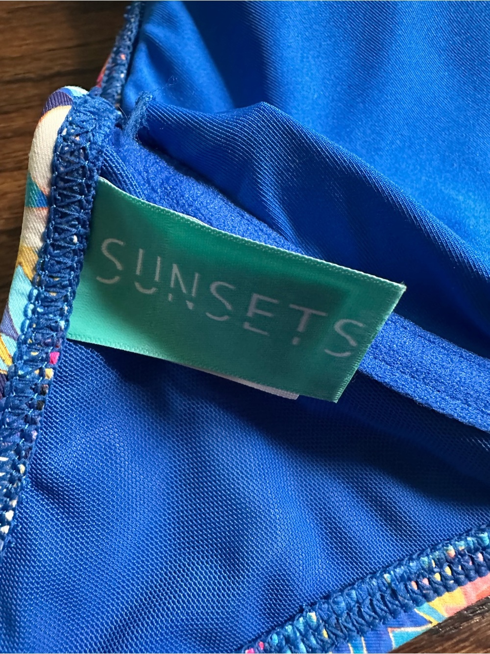 Sunsets Muse halter bikini top, size 32G/34F/36E - Picture 4 of 7